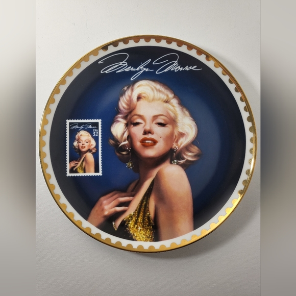 🕳️ Marilyn Monroe - Sultry Yet Regal - 1995 - Picture 1 of 5